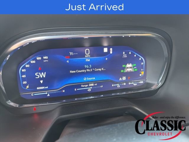 Used 2023 Chevrolet Suburban High Country image 15