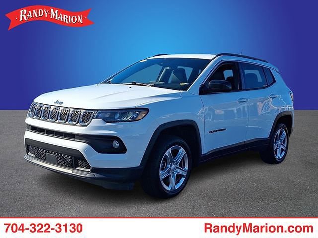 Used 2024 Jeep Compass Latitude image 1