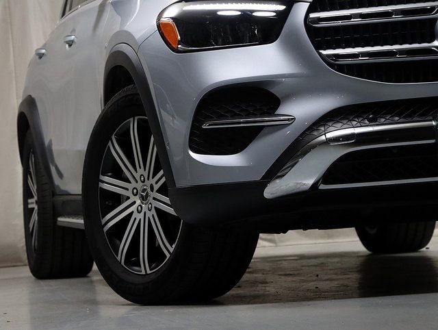 Certified 2025 Mercedes-Benz GLE 450 4MATIC image 4