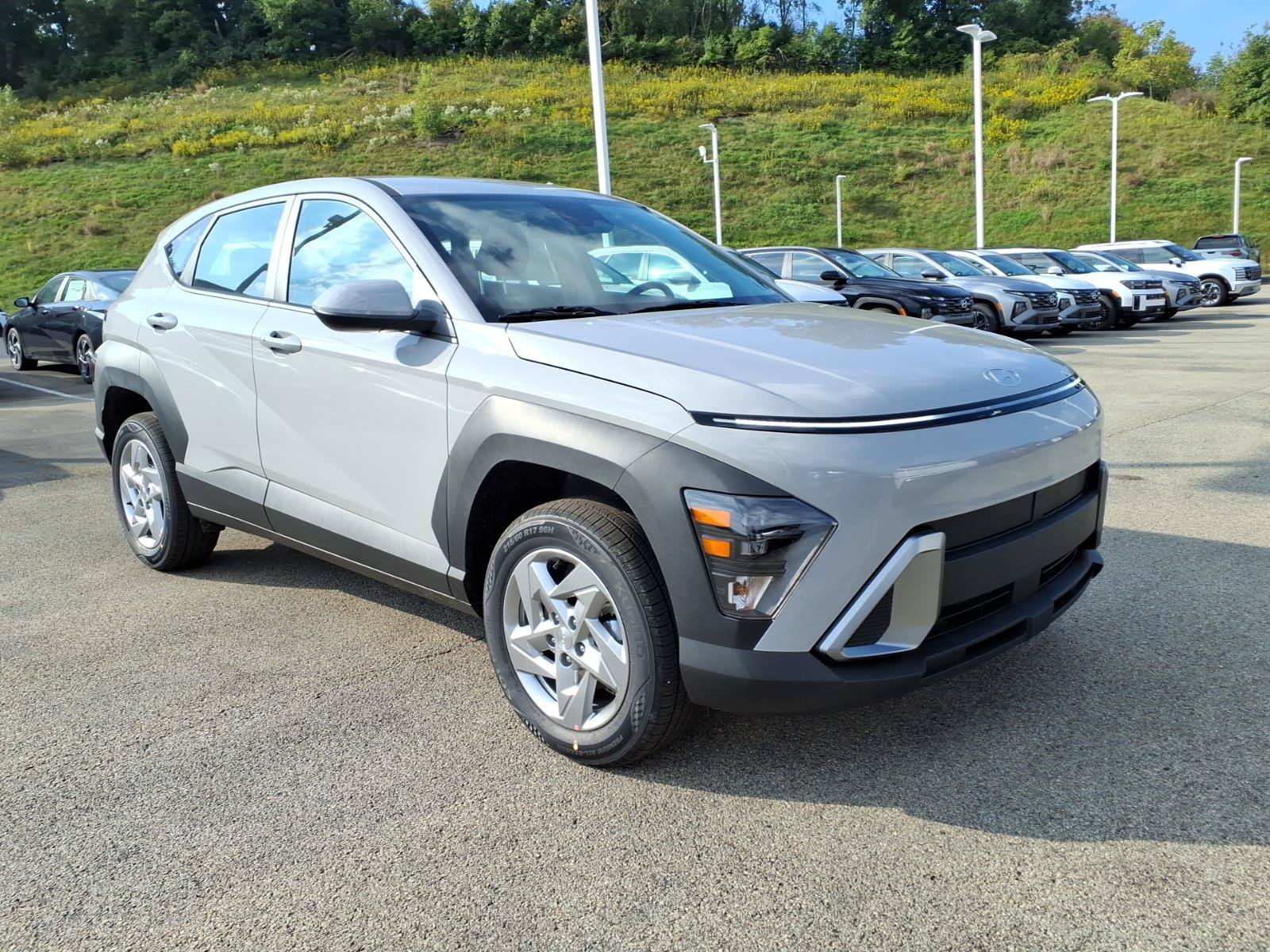 New 2027 Hyundai Kona SE AWD/4WD image 1