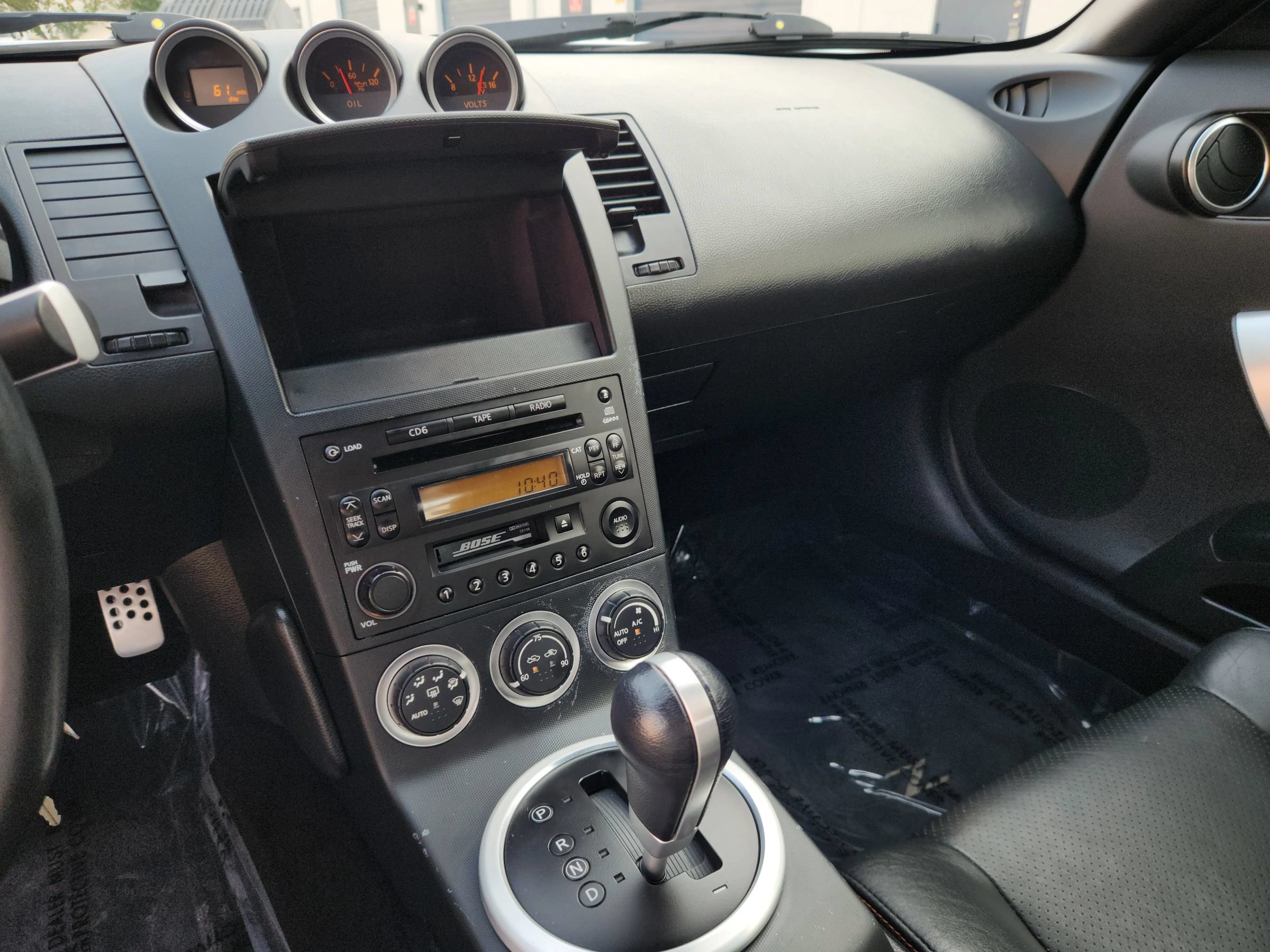 Used 2005 Nissan 350Z Touring RWD image 14