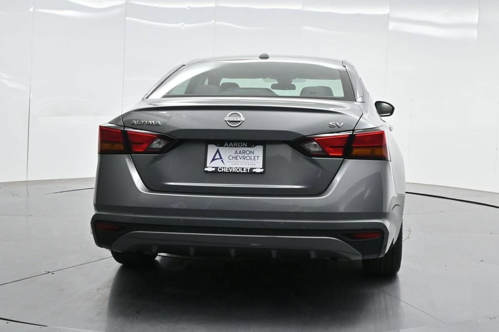 Used 2024 Nissan Altima 2.5 SV FWD image 39