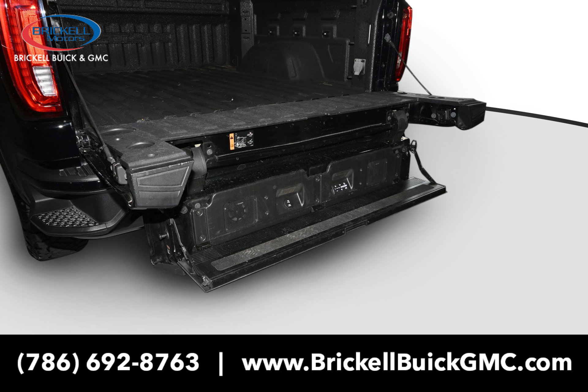 Used 2024 GMC Sierra 1500 AT4X AWD/4WD image 11