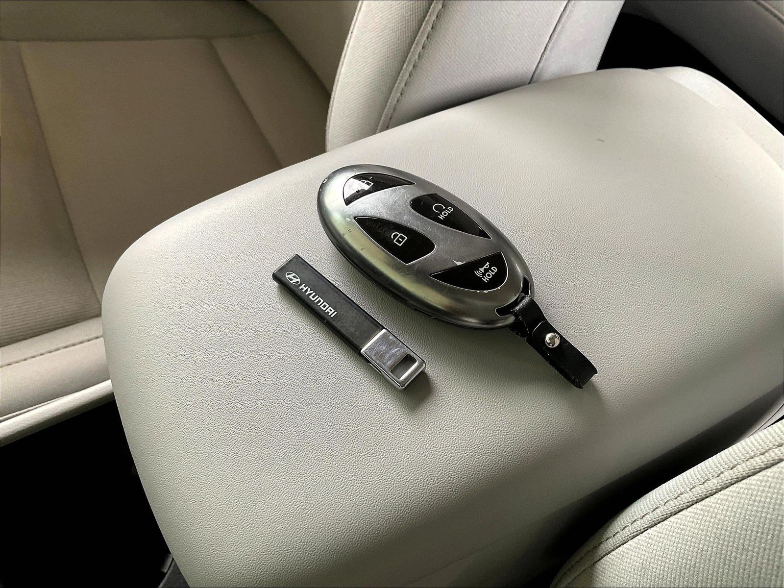 Used 2024 Hyundai Kona SEL FWD image 32