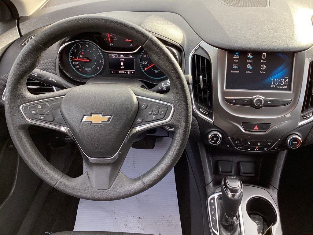 Used 2017 Chevrolet Cruze LT w/ Convenience Package image 15