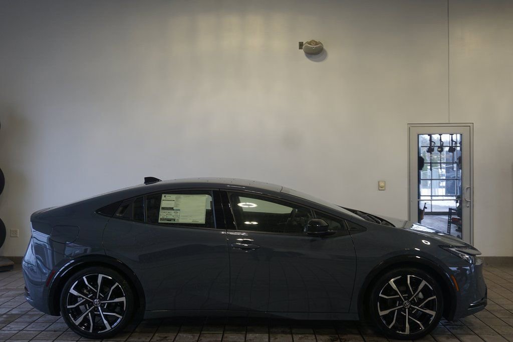 New 2026 Toyota Prius XSE image 16