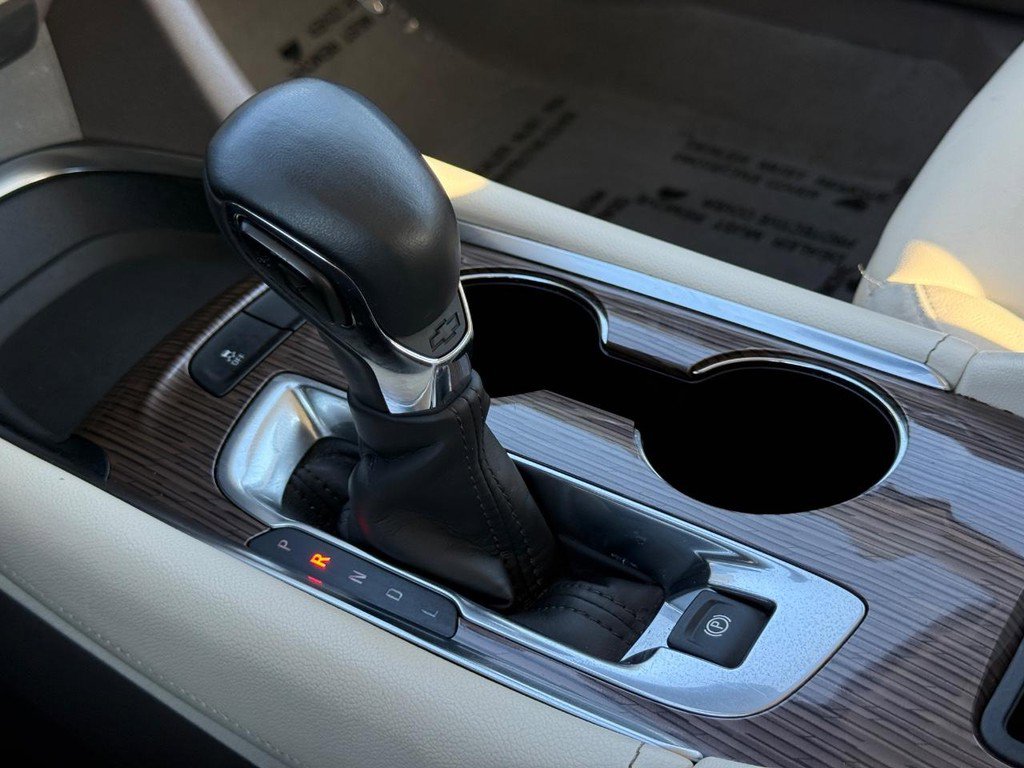 Used 2024 Chevrolet Malibu LT image 19