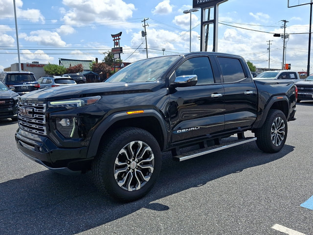 Used 2023 GMC Canyon Denali AWD/4WD image 3