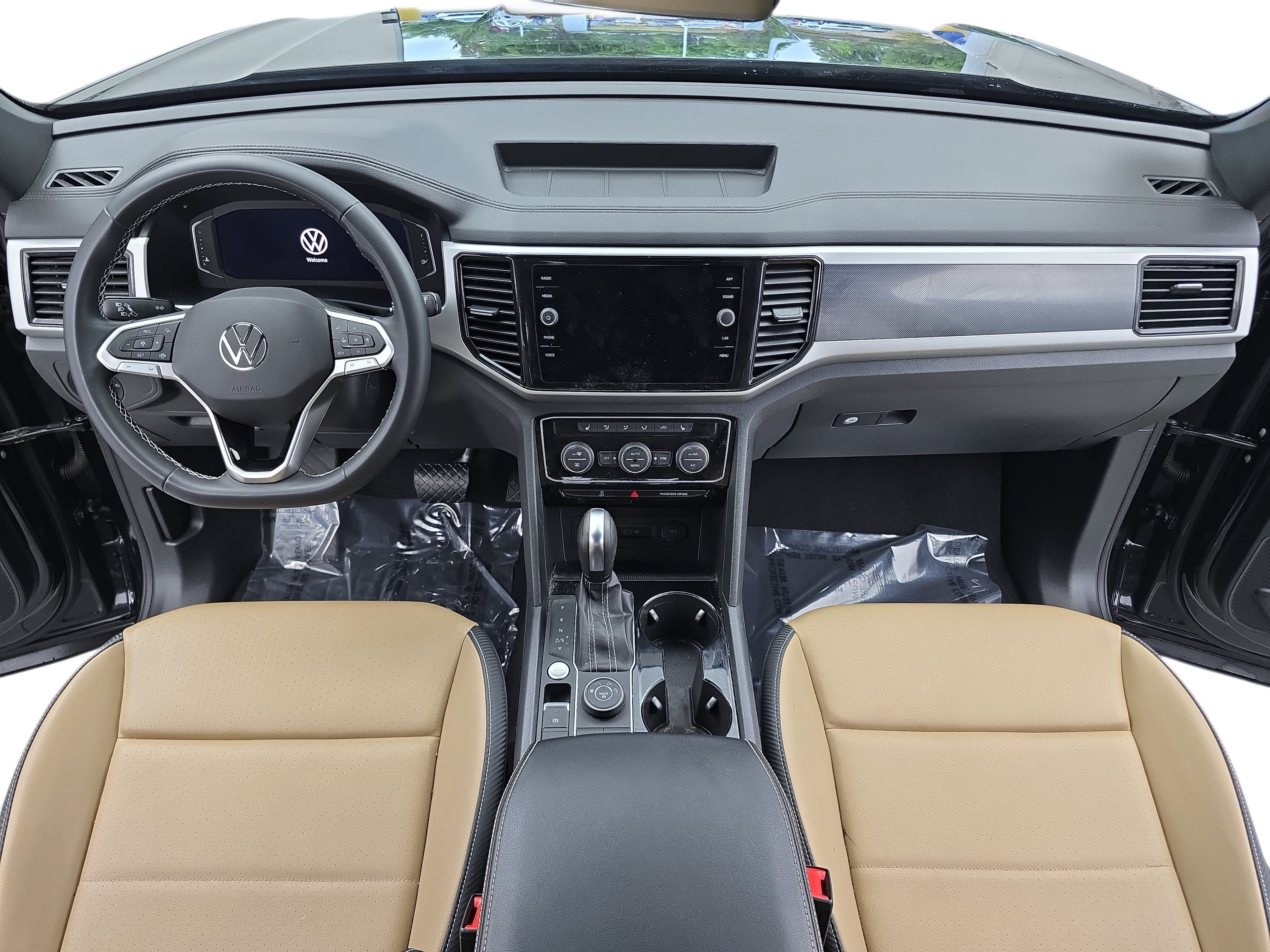 Used 2023 Volkswagen Atlas Cross Sport SE w/ Panoramic Sunroof Package AWD/4WD image 9