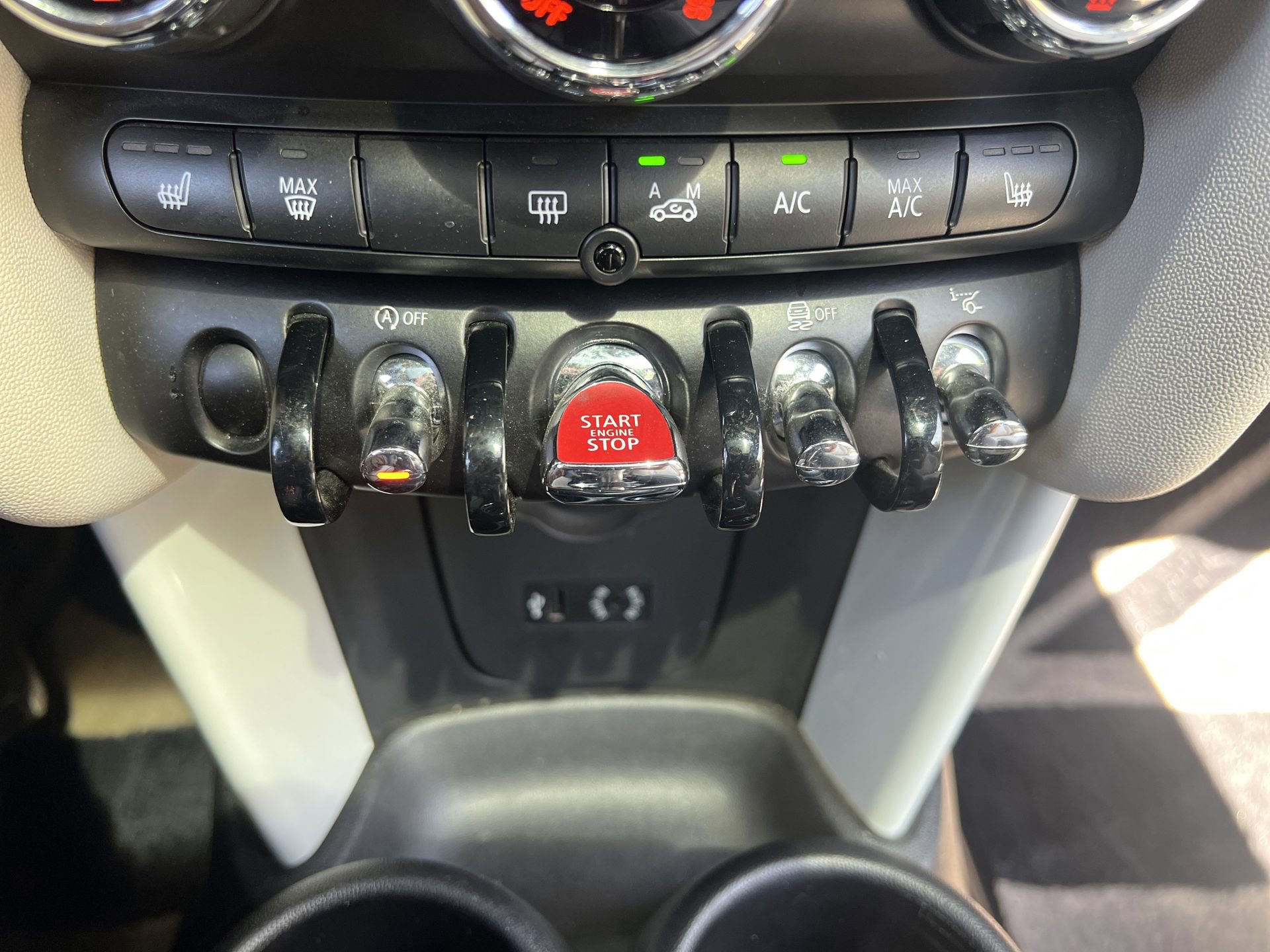 Used 2016 MINI Cooper John Cooper Works image 5