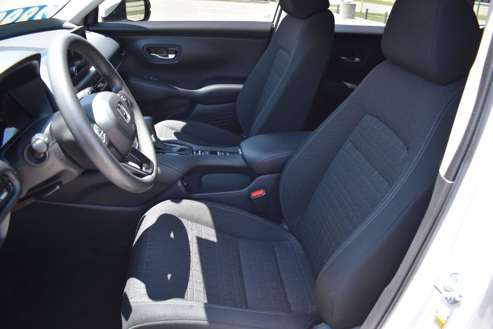 Used 2024 Honda HR-V LX image 20