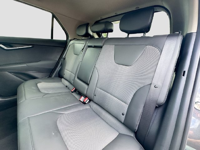 Used 2023 Kia Niro EX Touring FWD image 25