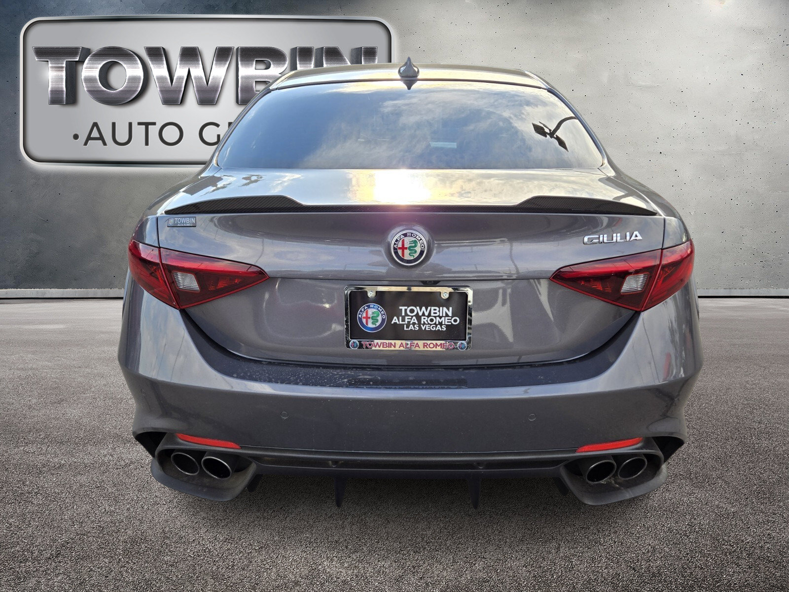 Used 2019 Alfa Romeo Giulia Quadrifoglio RWD image 5