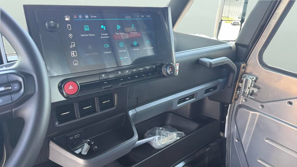 Used 2024 Chevrolet Brightdrop 400 w/ Commercial Equipment Package AWD/4WD image 22