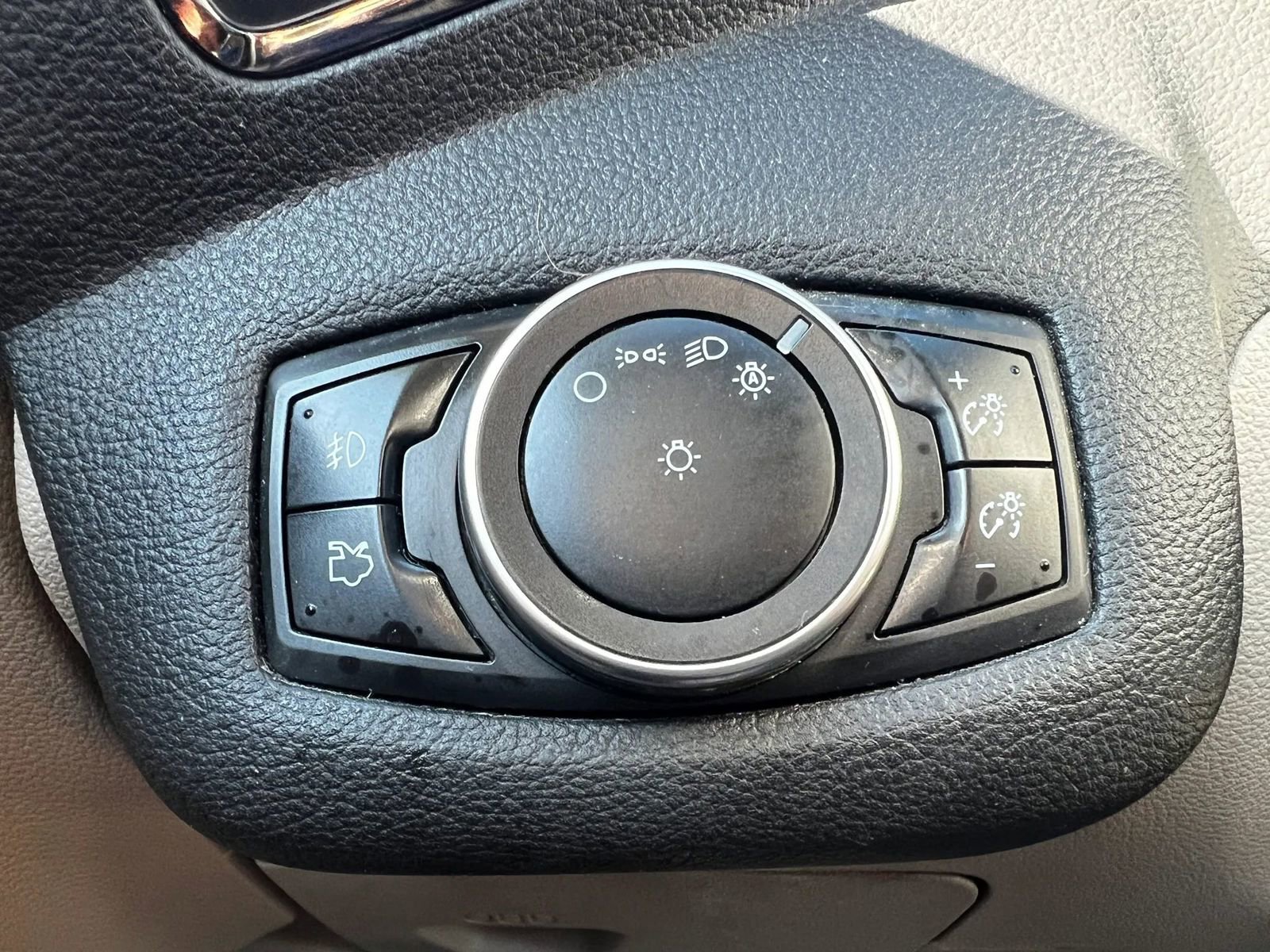 Used 2016 Ford Escape Titanium AWD/4WD image 20