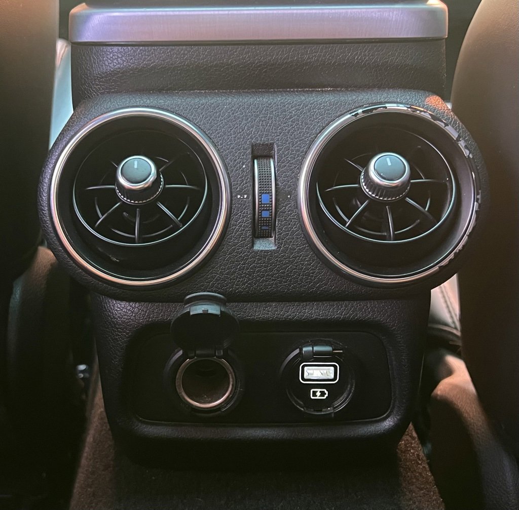 Used 2020 Kia Stinger GT2 image 23