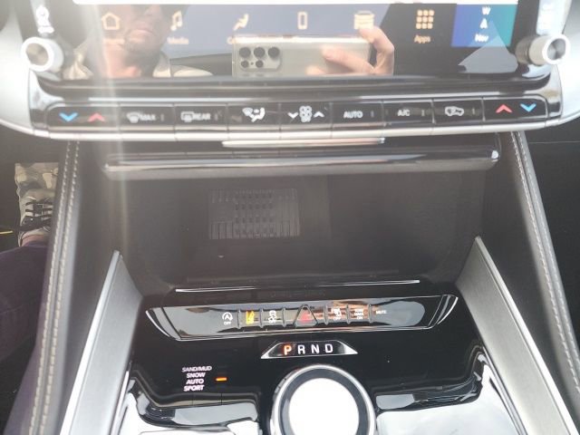 New 2026 Jeep Grand Wagoneer Limited image 8