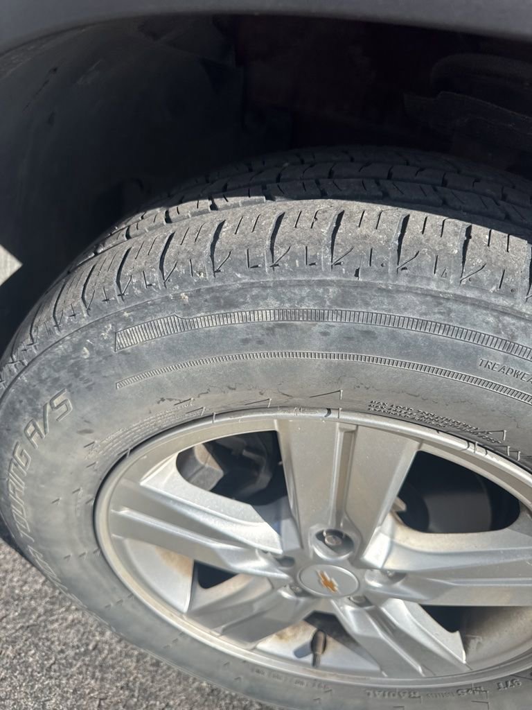 Used 2021 Chevrolet Trax LS w/ Tint and Cruise Package image 3