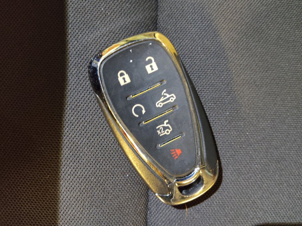 Used 2020 Chevrolet Camaro LT image 32