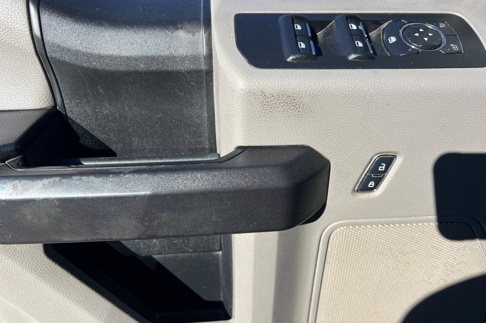 Used 2017 Ford F150 XL w/ Equipment Group 101A Mid image 8