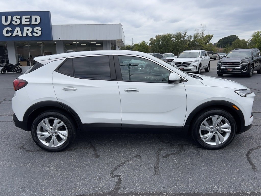 Used 2024 Buick Encore GX Preferred image 9