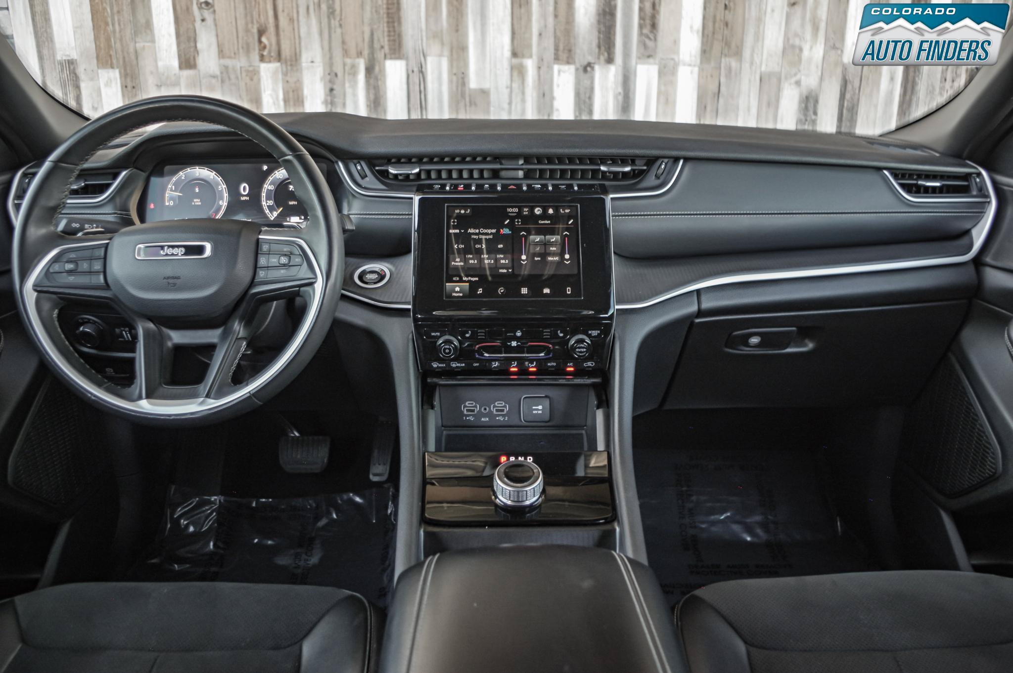Used 2023 Jeep Grand Cherokee Altitude AWD/4WD image 17