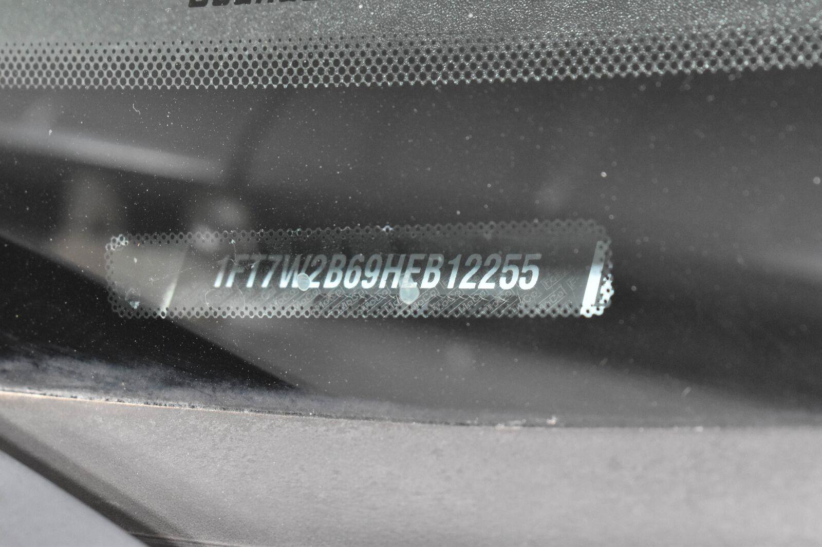 Used 2017 Ford F250 Lariat w/ Lariat Ultimate Package AWD/4WD image 35