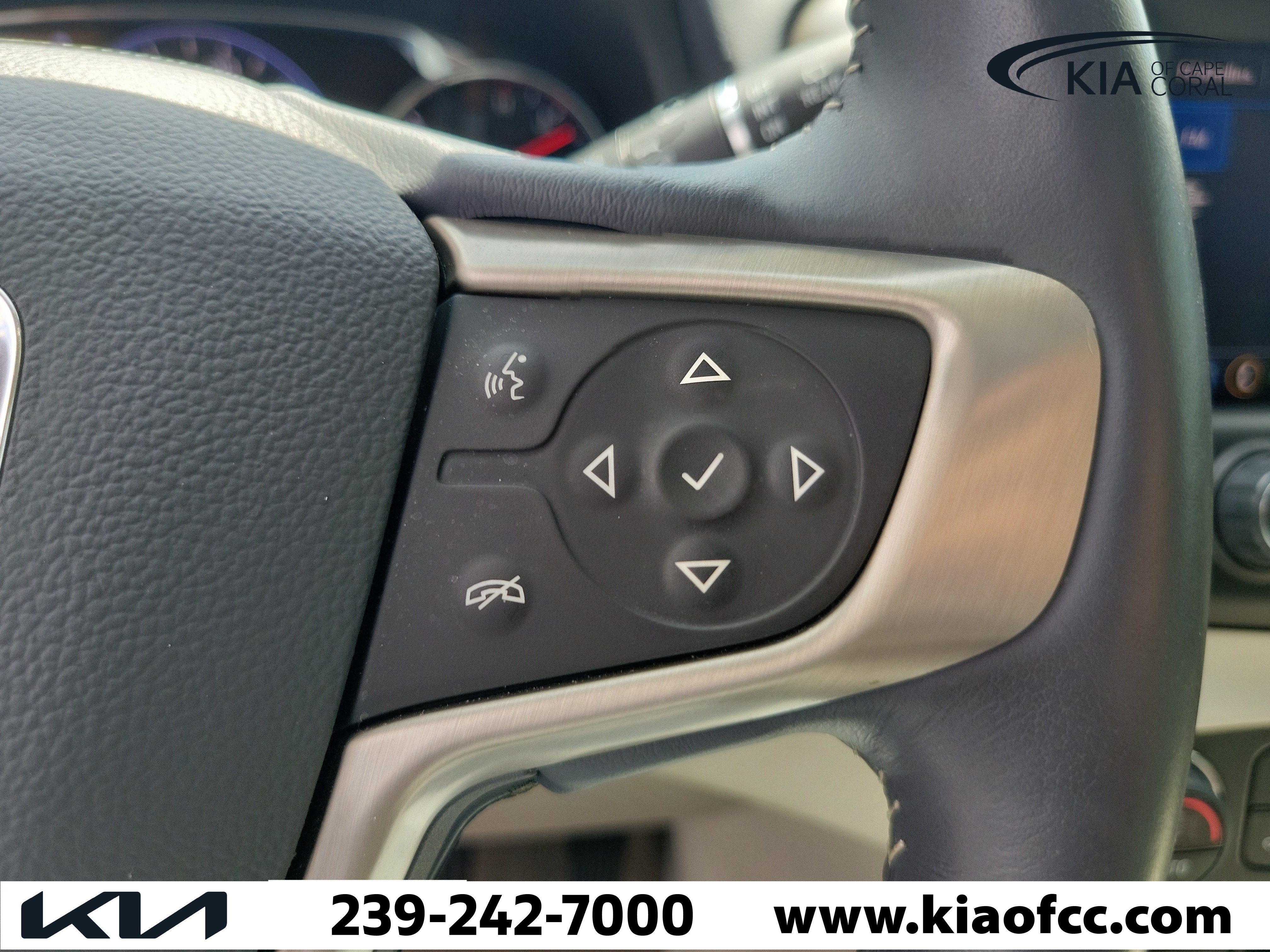 Used 2022 GMC Terrain Denali w/ LPO, Floor Liner Package AWD/4WD image 27