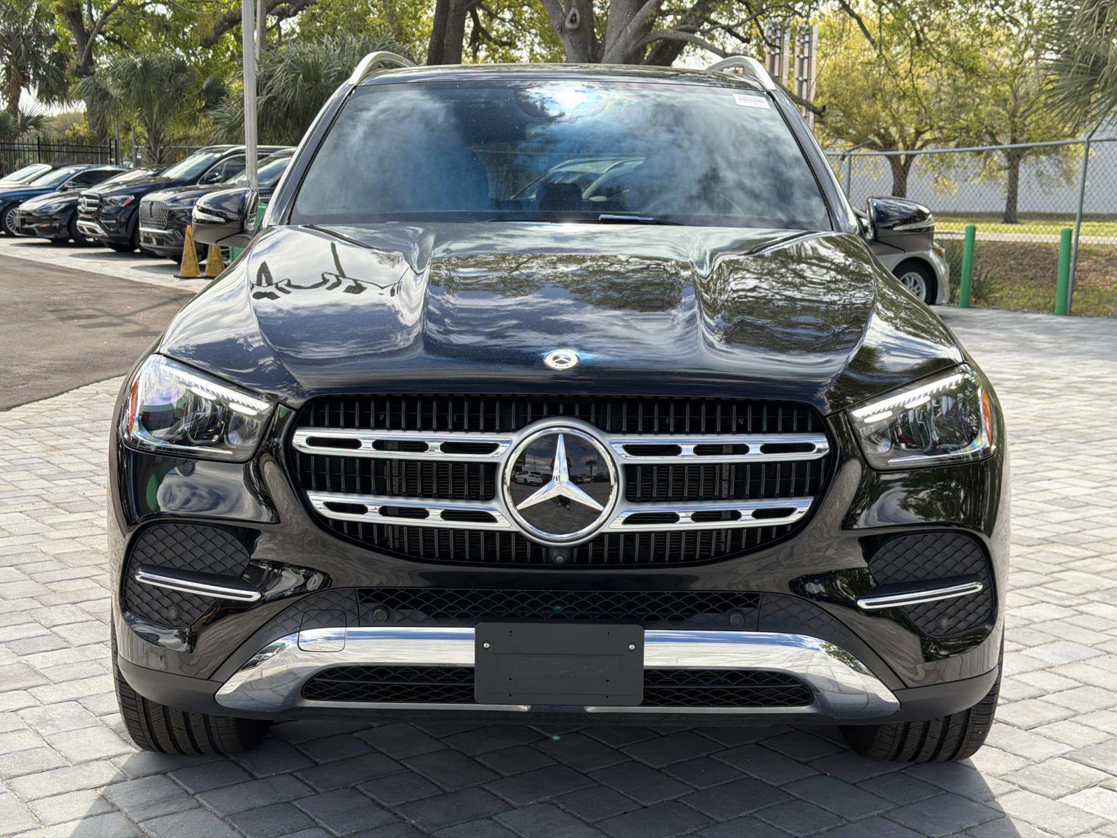 Used 2025 Mercedes-Benz GLE 450e 4MATIC image 8