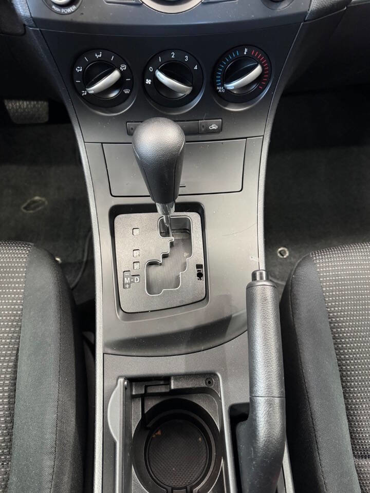 Used 2012 MAZDA MAZDA3 i Sport FWD image 21