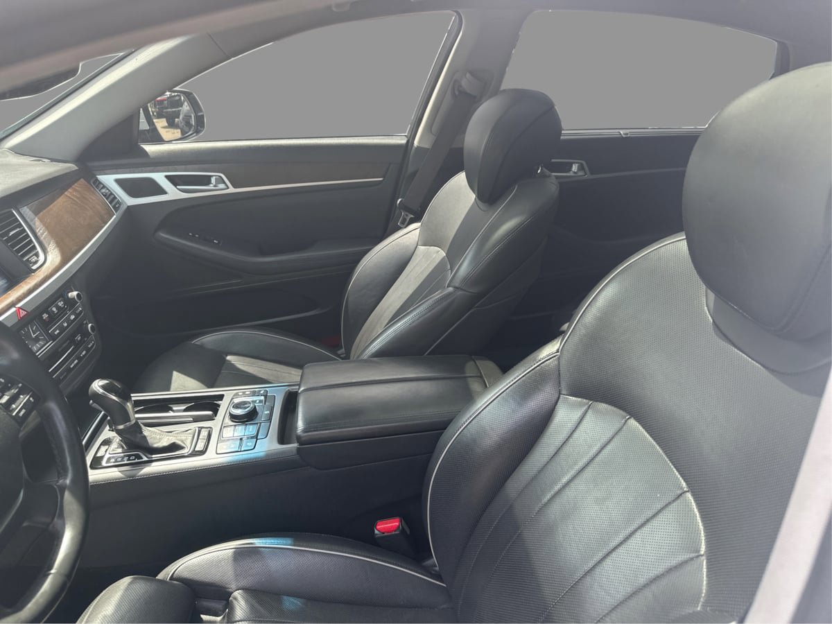 Used 2017 Genesis G80 3.8 w/ Option Group 03 AWD/4WD image 31