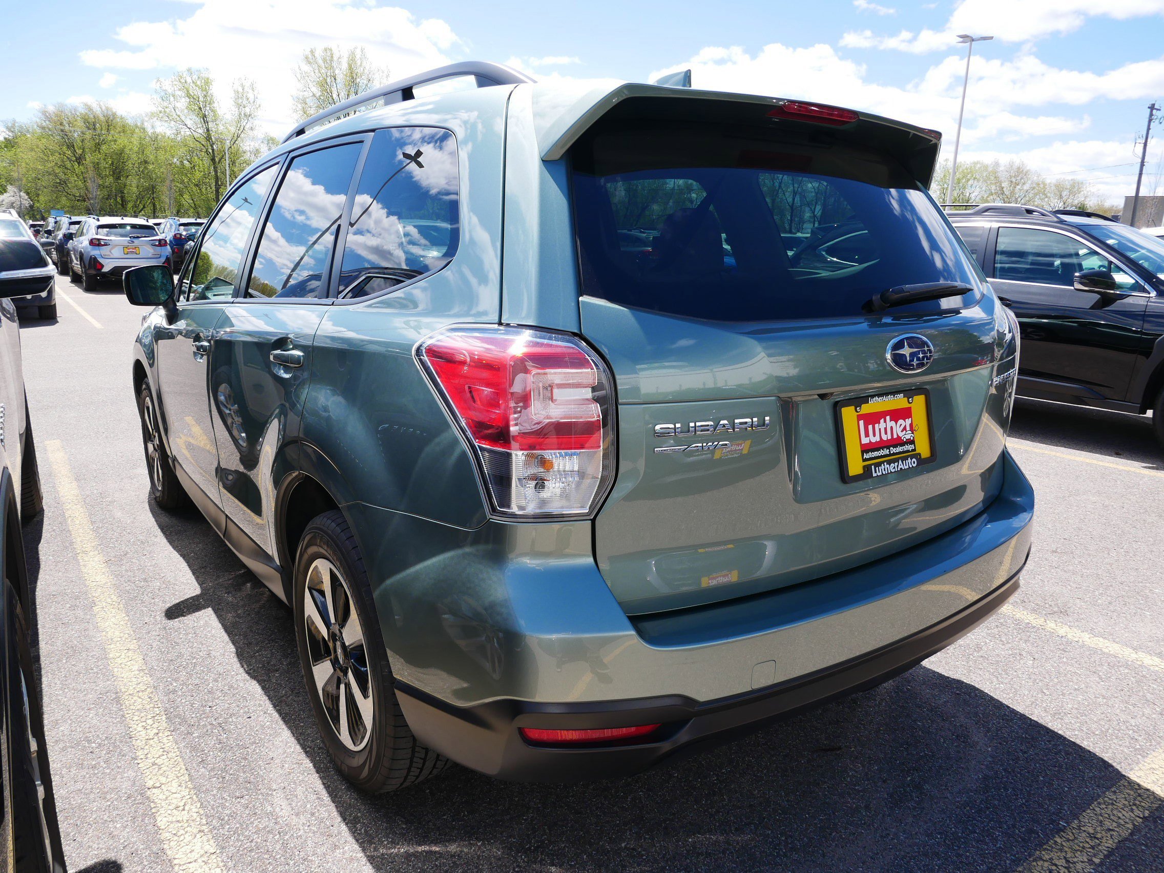 Used 2018 Subaru Forester 2.5i Premium AWD/4WD image 4