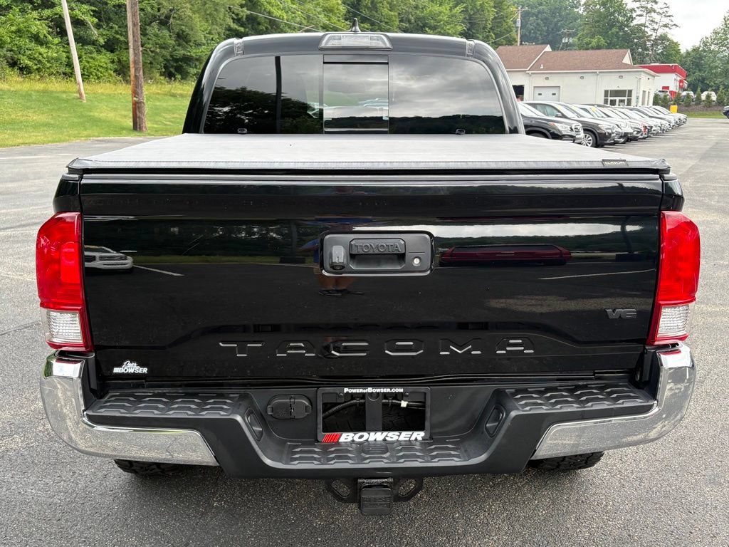 Used 2017 Toyota Tacoma TRD Off-Road w/ Tow Package (A/T) AWD/4WD image 4