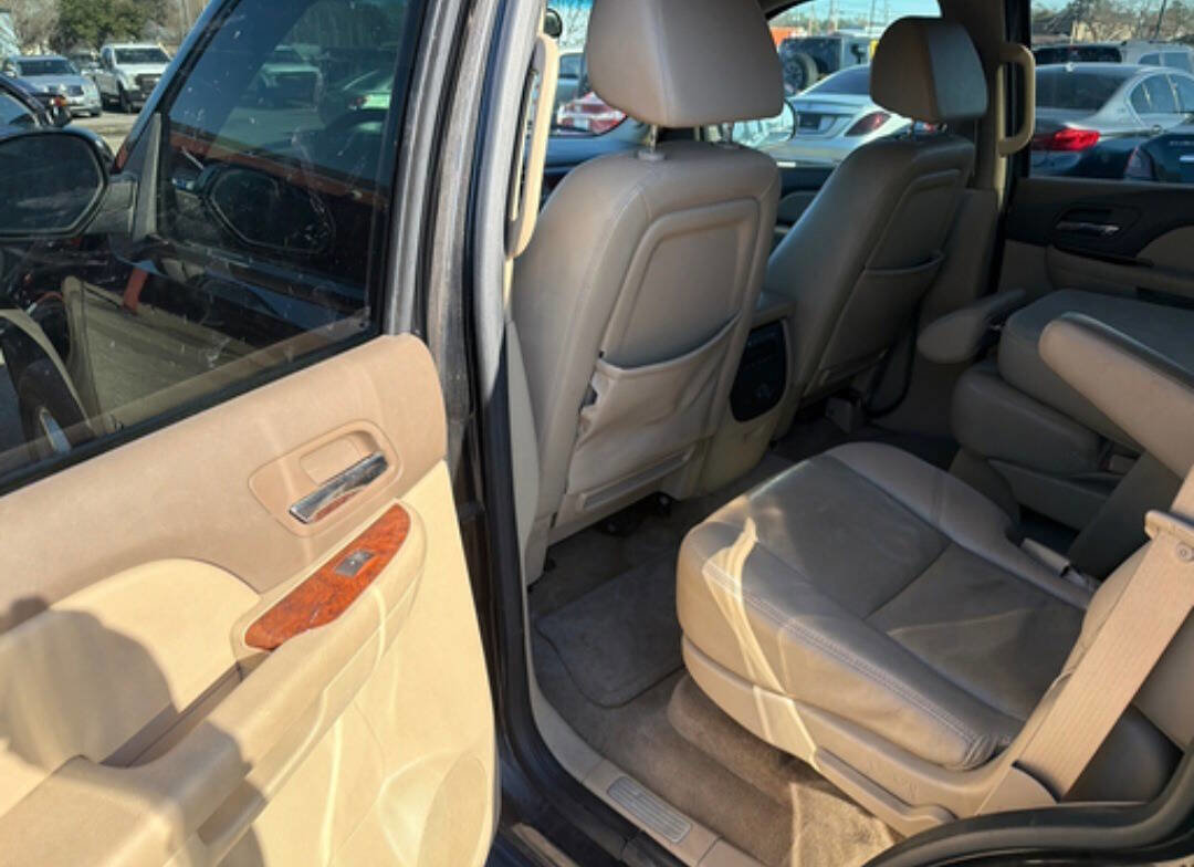 Used 2009 Chevrolet Tahoe LTZ RWD image 7