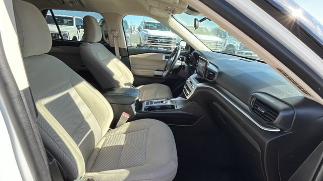 Certified 2022 Ford Explorer XLT RWD image 11