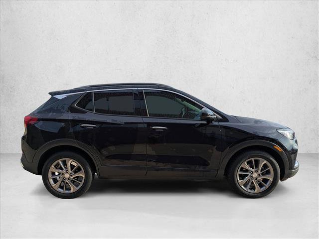 Used 2023 Buick Encore GX Essence w/ Experience Buick Package FWD image 4