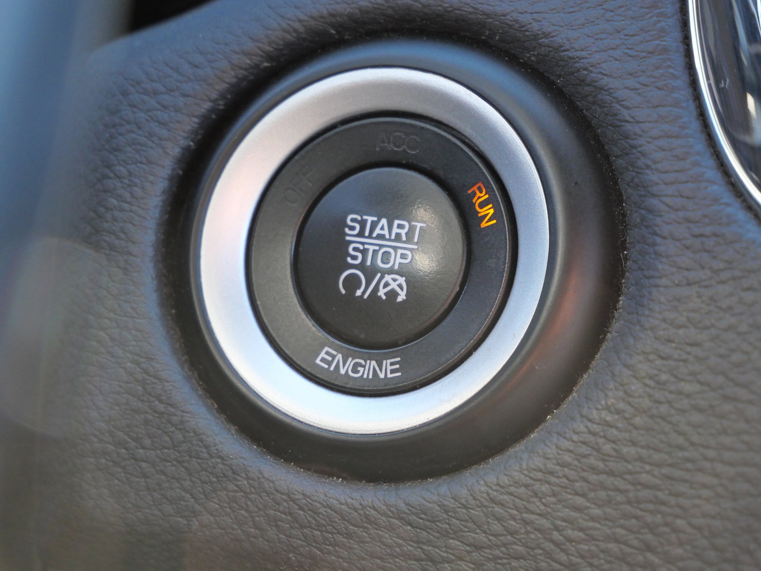 Used 2016 Dodge Durango Limited w/ Nav & Power Liftgate Group image 29