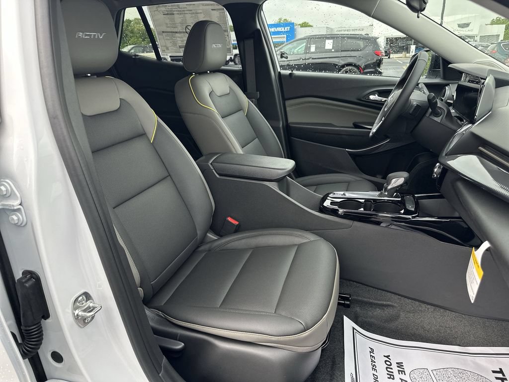New 2026 Chevrolet Trax ACTIV w/ Driver Confidence Package FWD image 29