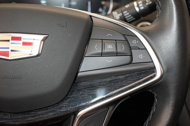 Used 2021 Cadillac XT5 Luxury w/ LPO, Floor Liner Package AWD/4WD image 23