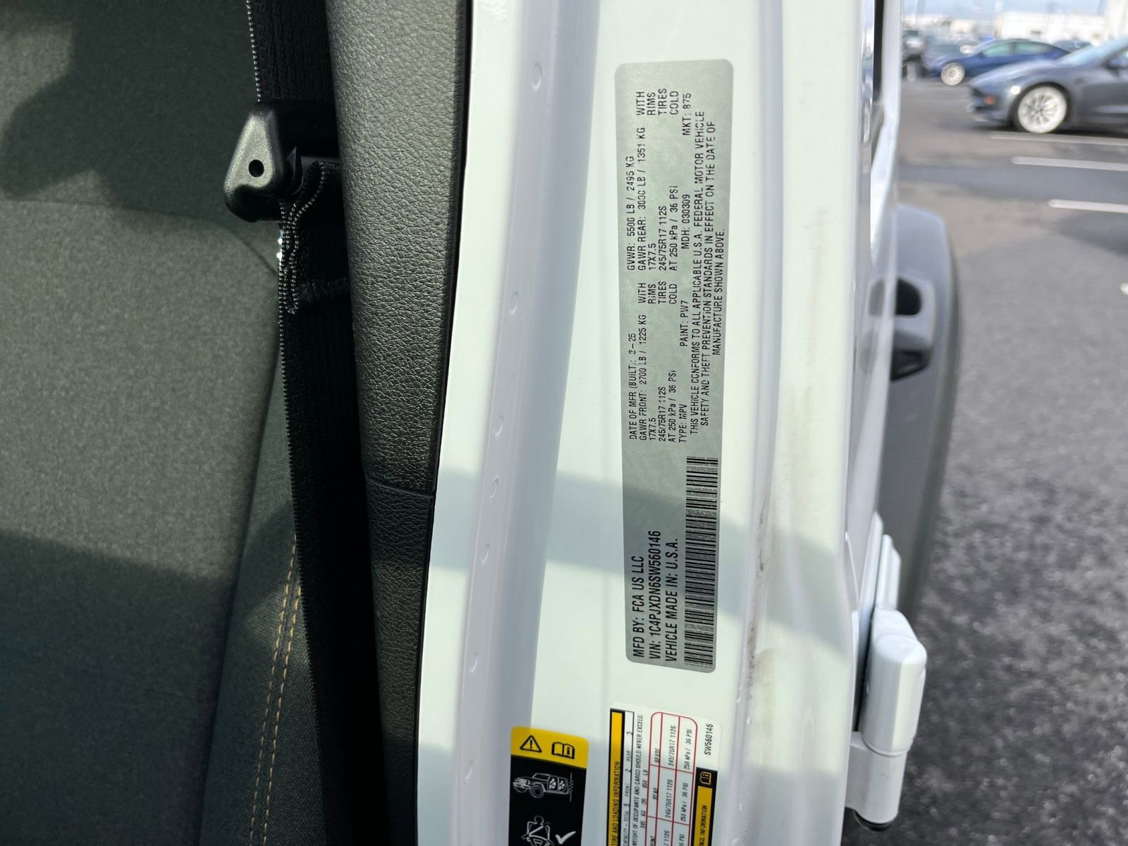 Used 2025 Jeep Wrangler Sport S image 28