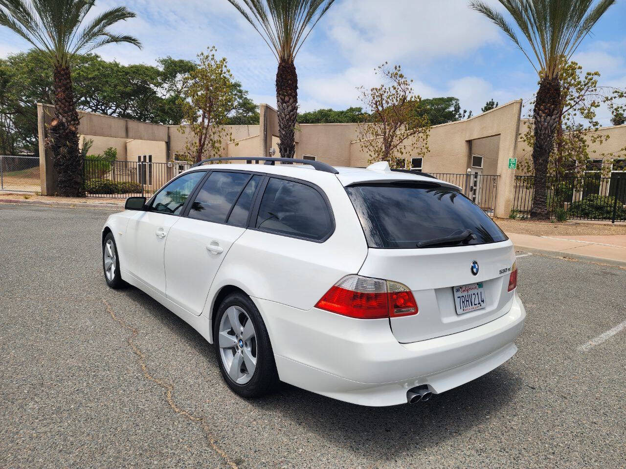 Used 2006 BMW 530xi Wagon AWD/4WD image 39