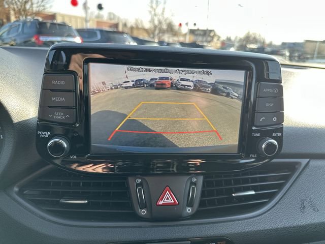 Used 2018 Hyundai Elantra GT image 25