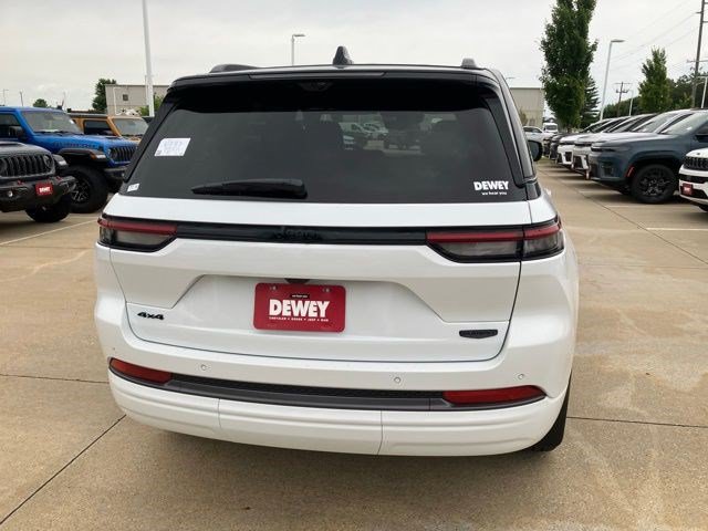 New 2026 Jeep Grand Cherokee Summit AWD/4WD image 7