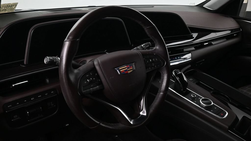 Used 2023 Cadillac Escalade ESV Sport Platinum w/ LPO, ONYX Package AWD/4WD image 9