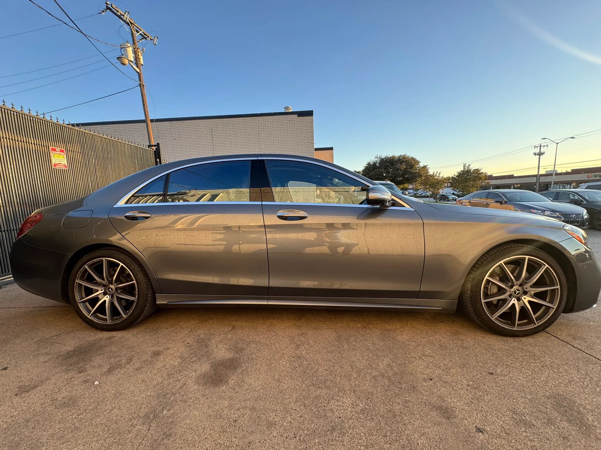 Used 2019 Mercedes-Benz S 560 Sedan image 34