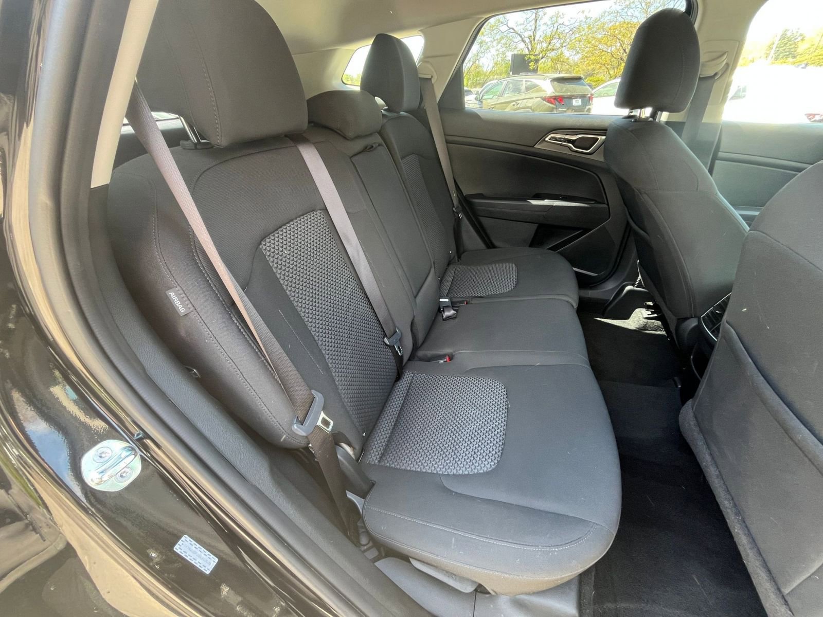 Used 2025 Kia Sportage LX FWD image 36