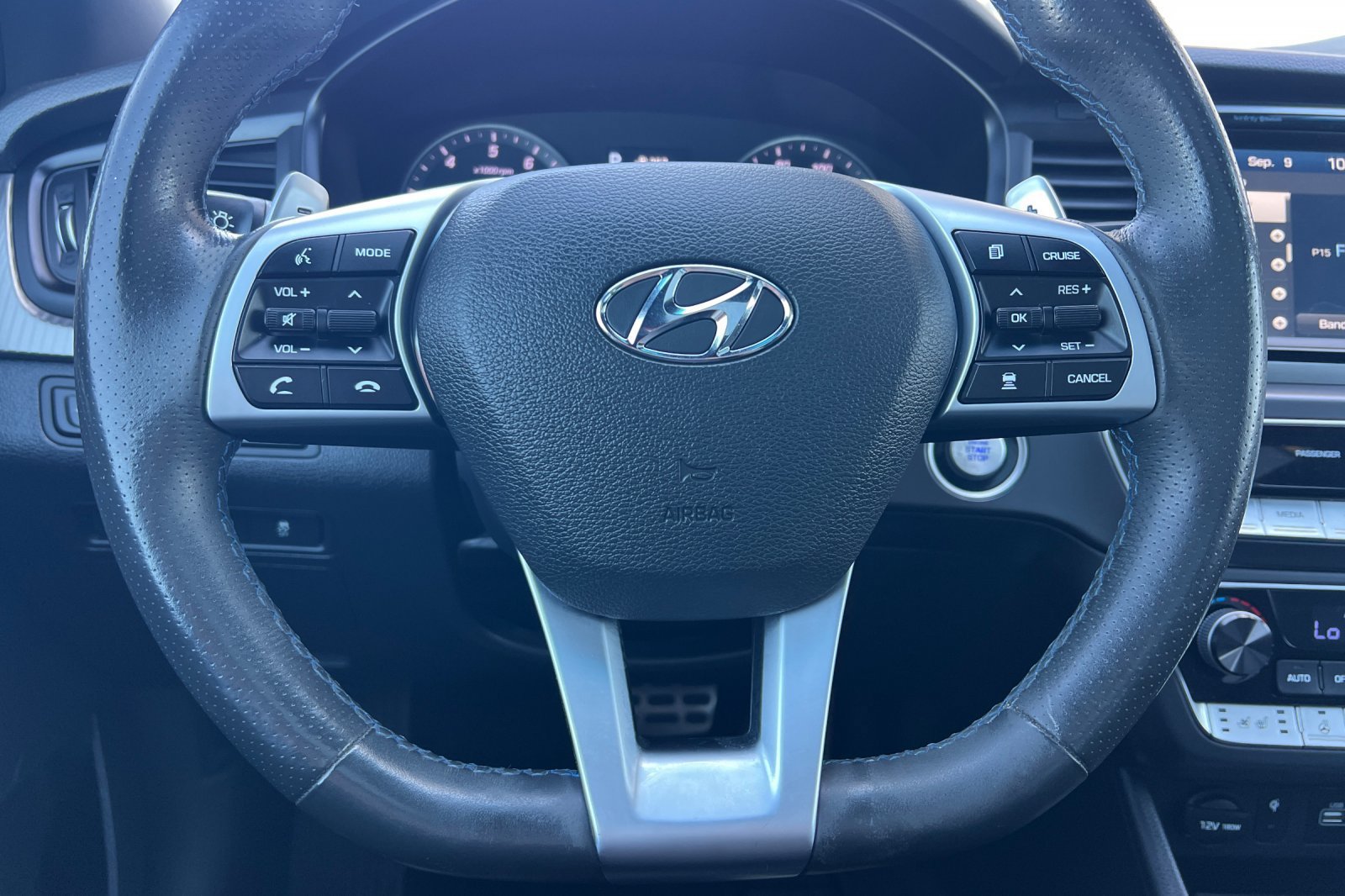 Used 2019 Hyundai Sonata Limited FWD image 23