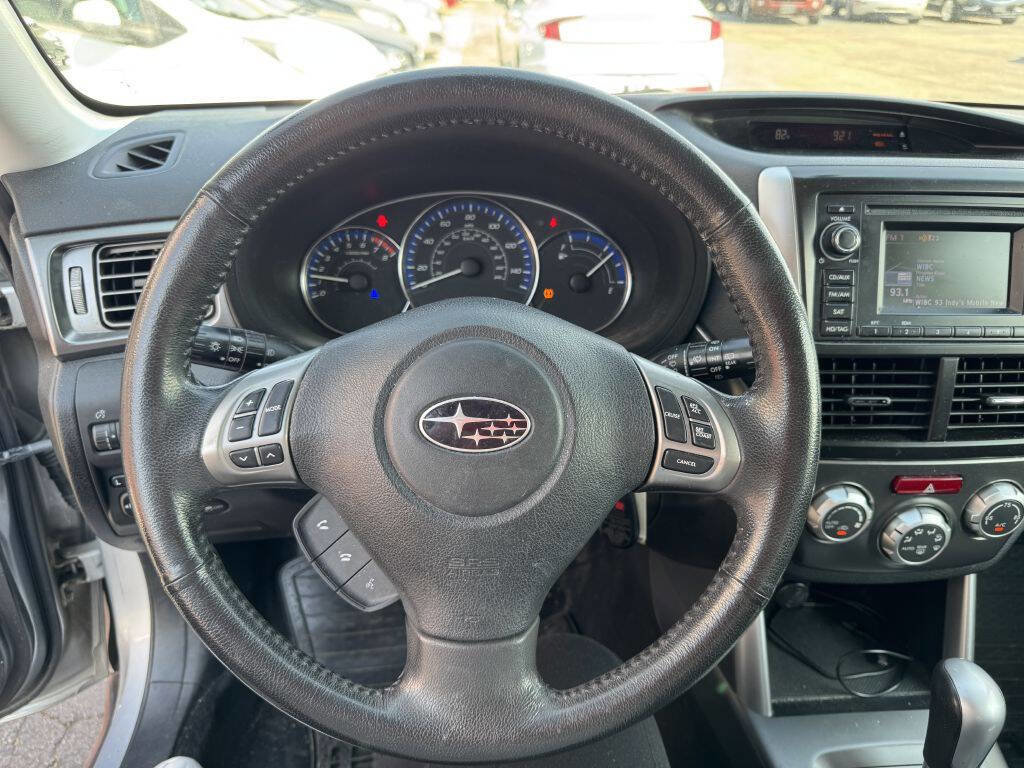 Used 2012 Subaru Forester 2.5X Limited AWD/4WD image 10