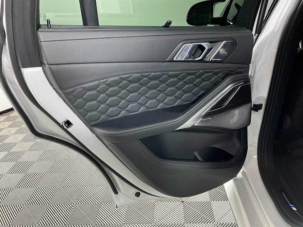 Used 2026 BMW X6 M Competition w/ Executive Package image 24