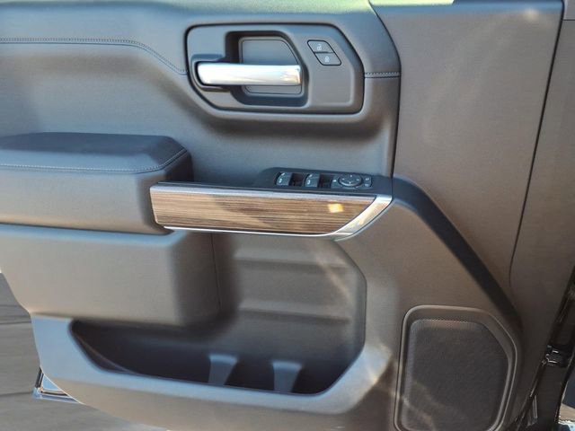 Used 2022 Chevrolet Silverado 1500 LT Trail Boss w/ Bed Protection Package AWD/4WD image 16